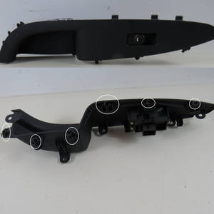 Per Hyundai I30 Mk1 07-10 Pulsante Alzacristallo Posteriore Destro Nuovo in Plastica ABS Codice Ricambio 24026 20Q-3-B-11 - Product Image 1