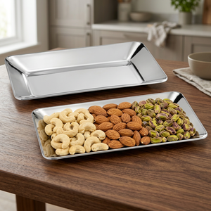 Plateau de service rectangulaire en acier inoxydable, métal poli, durable, compatible lave-vaisselle, contact alimentaire, usage résidentiel - Product Image 1