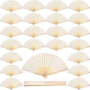 Abanico de Mano de Plástico Artesanal Estilo Amor Grande Personalizado, la Mejor Opción para Bodas - Product Image 1