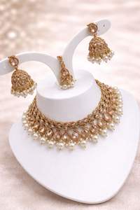 ชุดเครื่องประดับทองชุบประดับมุกสีเขียวแบบคุนดัน - สร้อยคอและต่างหูแบบดั้งเดิมสำหรับวันครบรอบของผู้หญิง - Product Image 6