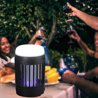 Piège à insectes solaire LED USB 4-en-1 d'extérieur rechargeable avec choc électrique pour moustiques et mites - Vente en gros