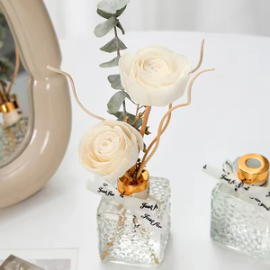 Difusor de aromaterapia con flores secas para decoración del hogar, ambientador de interiores con aceite esencial de larga duración. - Product Image 4