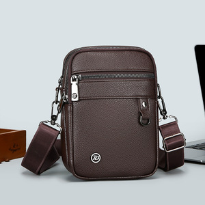 Sac bandoulière rétro en PU personnalisable pour homme, avec plusieurs poches zippées, sac messager décontracté pour la vente en gros de marques - Product Image 3