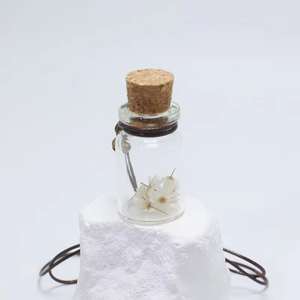 Pendentif de voiture en verre fait main DIY, diffuseur de parfum pour voiture, bouteille d'aromathérapie, prix d'usine, vente en gros - Product Image 2