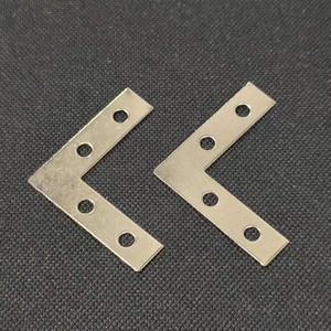 Support d'angle en L argenté à 90 degrés, connecteur métallique à quatre trous pour fixation de cadres photo - Product Image 3