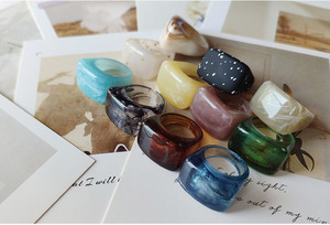 Go Party Großhandel 11 Farben Tinte Malerei Marmor Fingerring Chunky Acryl harz Ringe für Frauen Männer Geometrische Unisex Ringe - Product Image 4