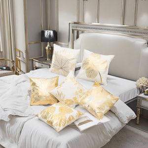 Funda <span class=keywords><strong>De</strong></span> Almohada cuadrada con estampado dorado clásico europeo, superventas para uso doméstico <span class=keywords><strong>en</strong></span> <span class=keywords><strong>Amazon</strong></span> para sofás y cojines - Product Image 3