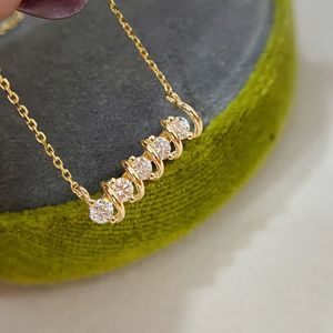 เครื่องประดับเพชรแท้ 0.20 กะรัต จากซินฟลาย แฟชั่น จี้ทองคำแท้ 18K สร้อยคอแบบเรียบหรูสำหรับผู้หญิง - Product Image 4