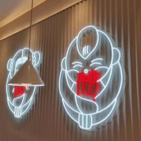 Éclairage au néon à LED incurvé personnalisé pour l'intérieur et l'extérieur Décoration publicitaire avec cœur d'amour pour les magasins d'entreprise en acrylique