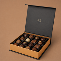 Boîte à chocolat personnalisée de luxe en carton fait main avec inserts de séparation et logo en aluminium pour cadeaux, desserts et dattes