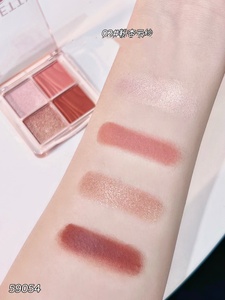 พาเลทอายแชโดว์มินิ 4 สี แบบขายส่ง กล่องใส สีขาว ชมพู พาเลทอายแชโดว์เครื่องสำอาง พาเลทแต่งตาขนาดเล็ก - Product Image 4