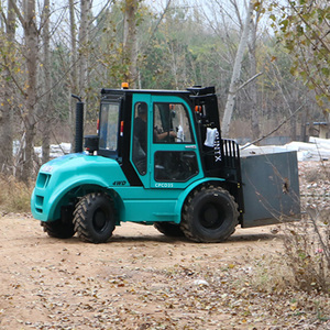 Runtx מפעל רב תכליתי חוות בוץ 3 טון 3.5t 4t 5t 6ton 4wd 4 כונן מחוץ לכביש כל שטח קשה דיזל מלגזה - Product Image 5