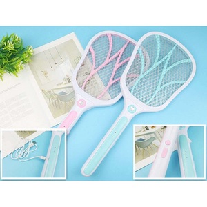 Matamoscas Eléctrico Recargable con Luz LED en Colores Rosa y Azul para Uso en Interiores y Exteriores - Product Image 6