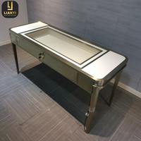 Table à bijoux en acier inoxydable, banc de travail brillant, comptoir de lunettes de soleil personnalisé pour magasin de vente au détail d'optique