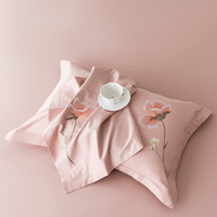 Parure de lit 3 pièces 100% Coton Rose Poudré Dégradé avec Broderie Grande Fleur de Pavot pour Hôtels Thème Champêtre Chaleureux et Chambres d'Hôtes