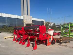 Sembradora de Maíz de 4 Filas Montada en Tractor de la Mejor Calidad con Caja de Cambios y Motor, Alta Productividad a un Precio Inmejorable - Product Image 4