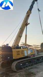 Grue sur chenilles de 130 tonnes XGTC130 avec 1 an de garantie pour des performances fiables dans les tâches de levage lourd - Product Image 2