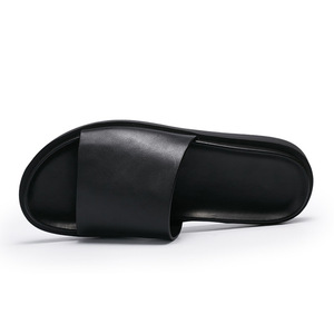 Tongs pour hommes, style européen, en cuir véritable, à semelle épaisse antidérapante, tongs ouvertes pour l'été. - Product Image 3