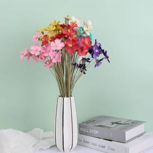 10 pièces en gros séché gemme <span class=keywords><strong>orchid</strong></span>ée à la main marguerite fleur décor à la maison fleur artificielle marguerite décorative petit bijou <span class=keywords><strong>orchid</strong></span>ées fleur - Product Image 2