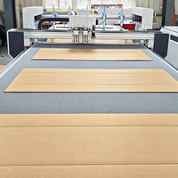 Machine de découpe de carton ondulé avec couteau oscillant CNC