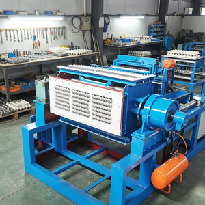 Machine complète de production de plateaux à œufs, capacité de production de 1500 plateaux par heure, avec support de rangement pour moules inclus - Product Image 1
