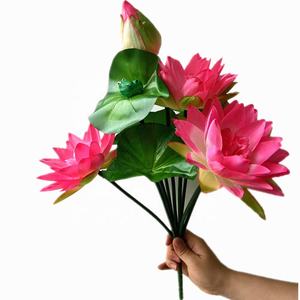 Bouquet di fiori di loto artificiale fatto a mano 10 forchette foglie verdi rana ninfea setosa per decorazioni floreali di pasqua natale - Product Image 4