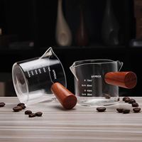 Vente chaude Double Bec Mini Distributeur De Verre Avec Poignée En Bois Café Lait Tasse À Mesurer