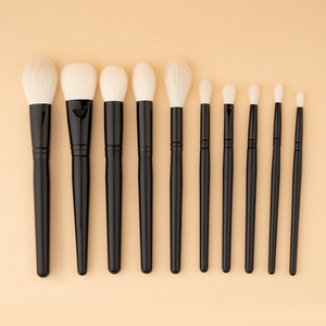 Ensemble de 10 <span class=keywords><strong>pinceaux</strong></span> de <span class=keywords><strong>maquillage</strong></span> professionnels de luxe en poils de chèvre naturels, avec logo personnalisé, en bois noir, de haute qualité, pour marque privée - Product Image 2