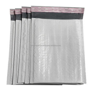 Enveloppes à bulles écologiques biodégradables 140 g/m², résistantes aux déchirures, imperméables, rembourrées, légères et solides - Product Image 1