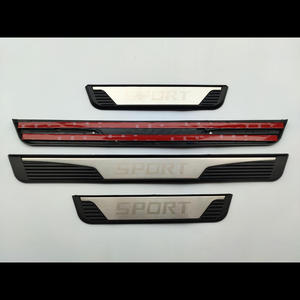 Pièces détachées automobiles de style sport Plastique ABS Acier inoxydable pour <span class=keywords><strong>seuil</strong></span> de <span class=keywords><strong>porte</strong></span>, garniture de pédale, marchepied de voiture pour Toyota Corolla 2019-2023 - Product Image 6