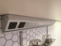 Lampu Strip LED Dapur 12 Volt Hemat Energi, Terpasang di Dinding, Material PC, Suhu Warna Dapat Diatur, Ekstrusi Aluminium