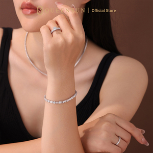 <span class=keywords><strong>Bague</strong></span> de fiançailles en diamant de laboratoire 18 carats, solitaire classique 6 griffes, avec pierres latérales graduées et demi-éternité - Product Image 5