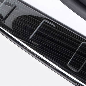 OEM d'accessoires extérieurs de chrome d'acier inoxydable d'automobile pour la garde arrière de l'<span class=keywords><strong>Audi</strong></span> <span class=keywords><strong>Q6</strong></span> <span class=keywords><strong>2022</strong></span> - Product Image 3