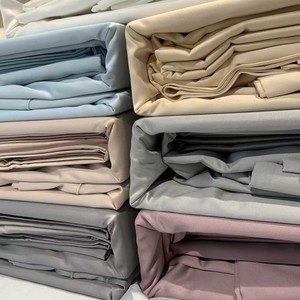 Juego de Ropa de Cama de Cuatro Piezas de Algodón Egipcio de 140 Hilos, Color Sólido, Estilo Hotel, para Cama de 1.8m, Transpirable, Suave al Tacto, con Funda de Edredón y Sábanas - Product Image 2
