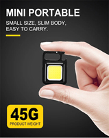 Petite mais puissante lampe de poche porte-clés COB avec base magnétique et ouvre-bouteille lumière portable pour une utilisation d'urgence ou quotidienne