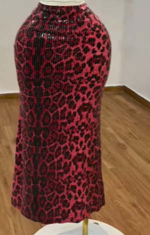 กระโปรงสีแดง Z707ST07