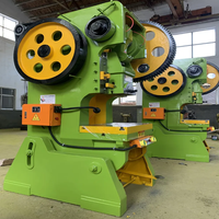 Machines de poinçonnage à presse mécanique J23-10T 12T 16T 25T 40T 63T 80T 100T 125T, machine de fabrication de pelles en acier en stock