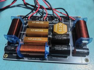 Bevenbi Haut-parleur professionnel PA personnalisé 2 voies 3 voies passif 4 voies Haut-parleur bibliothèque Réseau de <span class=keywords><strong>crossover</strong></span> - Product Image 5