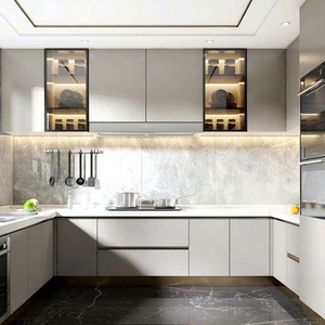 Ensemble de meubles de cuisine modernes en U blancs sur mesure 2026 avec îlot central en pierre frittée et évier, fabriqué en Chine - Product Image 1