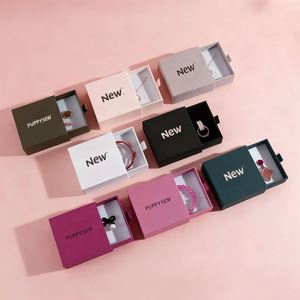 Caja de Papel de Lujo para Joyería con Logotipo Personalizado en Hot Stamping, Protege con Elegancia sus Prendas - Product Image 1