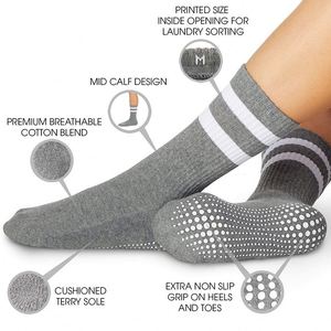 Chaussettes de yoga antidérapantes à tube long, chaussettes antidérapantes personnalisées pour adultes, idéales pour la maison, le yoga en intérieur, l'hôpital - Product Image 3