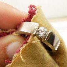 Servicios Profesionales de Joyería UM, Reparación Experta, Restauración, Limpieza Integral, Pulido, Cuidado Profesional. Envío No Incluido - Product Image 2