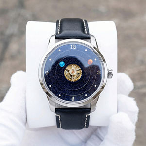 Reloj de pulsera mecánico de lujo con esfera de aventurina, diseño de estrellas y planetas, con rueda de equilibrio central personalizada OEM. - Product Image 2