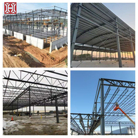 Bâtiment d'entrepôt industriel en structure métallique, atelier d'équipements mécaniques, stockage pour l'industrie lourde, charpente en acier préfabriquée