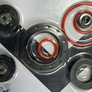 Vente en gros de kits de joints d'huile avant de moto EMDEE CG125 Caoutchouc nitrile de haute qualité Garantie 1 an Pièces de rechange/réparation - Product Image 4