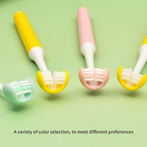 Spazzolino manuale Premium per adulti bambini morbido in Nylon con Design a tre lati funzione pieghevole per cliniche dentistiche per uso domestico - Product Image 3