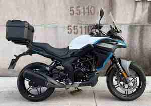 Motocicleta Loncin <span class=keywords><strong>VOGE</strong></span> DS300 de <span class=keywords><strong>Segunda</strong></span> <span class=keywords><strong>Mano</strong></span> - 300cc, Ideal para Viajes de Aventura - Product Image 3