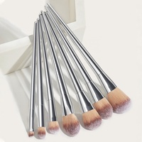 Jeu de pinceaux de maquillage personnalisés 7 pièces pinceaux de maquillage en argent de luxe Kit de pinceaux cosmétiques professionnels