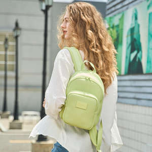 Nueva mochila de caucho de cloropreno reutilizable de alta calidad para mujer, mochila de viaje moderna, impermeable, material de buceo - Product Image 1