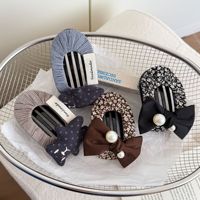 Barrette à cheveux en tissu doux avec nœud perlé, style vintage, motif ours mignon, pince bec de canard pour femme